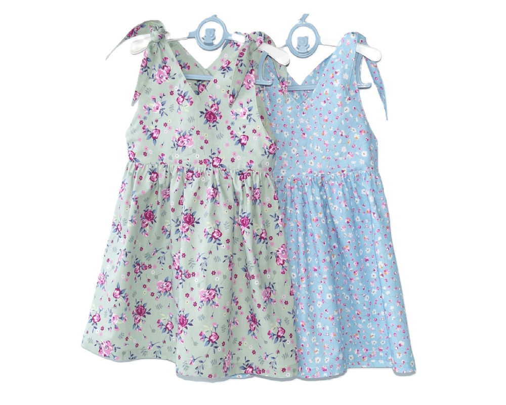 Kjole Kanin, olivengrøn, En klassisk pigekjole i 1950'er-stil...