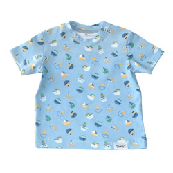 2-delt sæt, Blå farve med både: T-shirt og shorts i 100% bomuld, fra Tom&Lisa